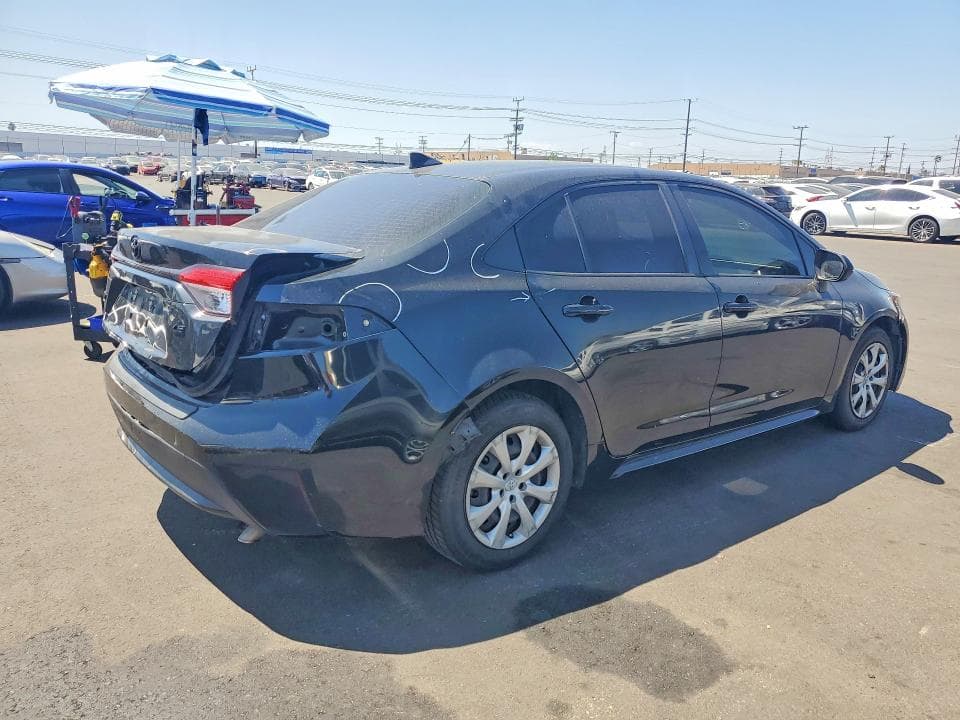 2022 TOYOTA COROLLA LE 3