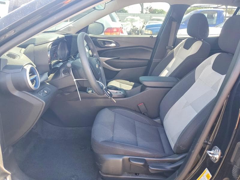 2024 CHEVROLET TRAX LS 7