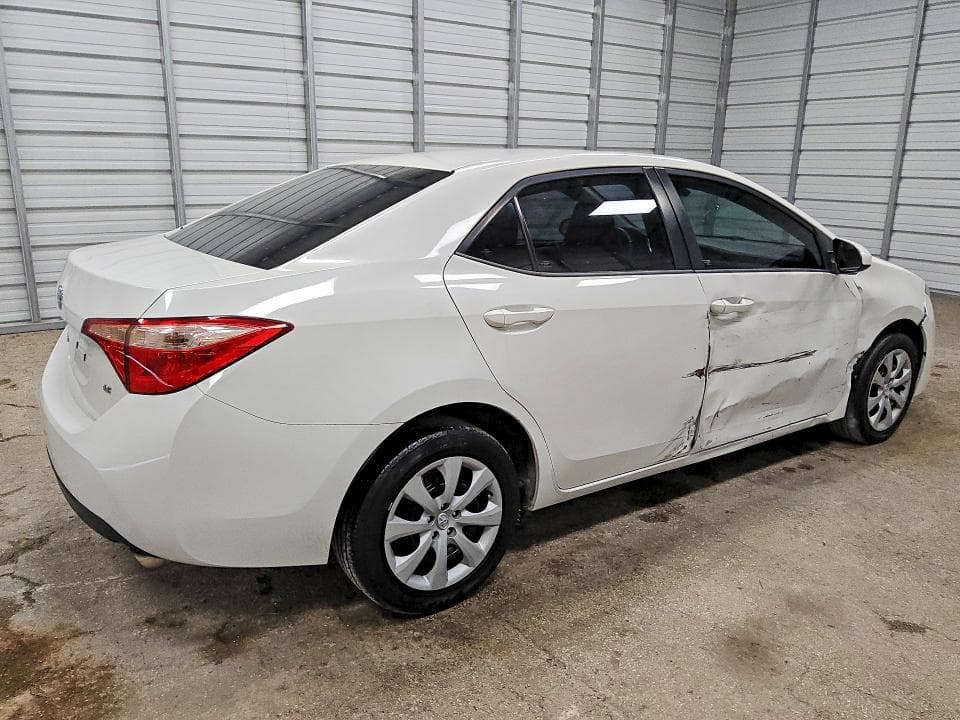 2017 TOYOTA COROLLA LE 3