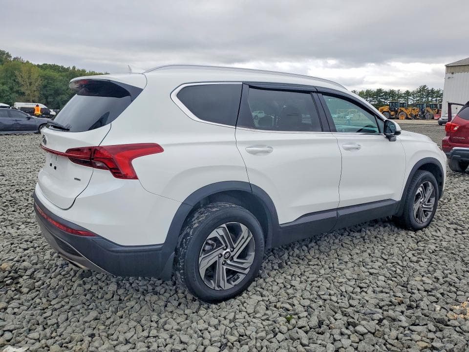 2023 HYUNDAI SANTA FE SEL 3