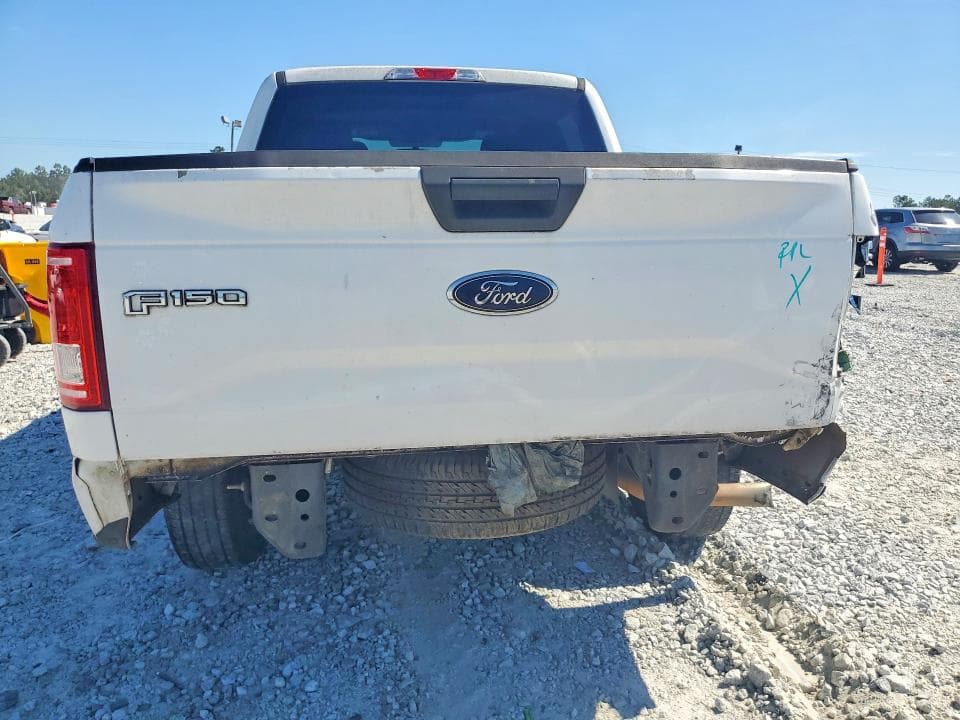 2017 FORD F150 SUPERCREW 6