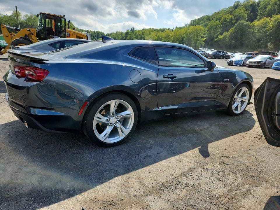 2022 CHEVROLET CAMARO LT1 3