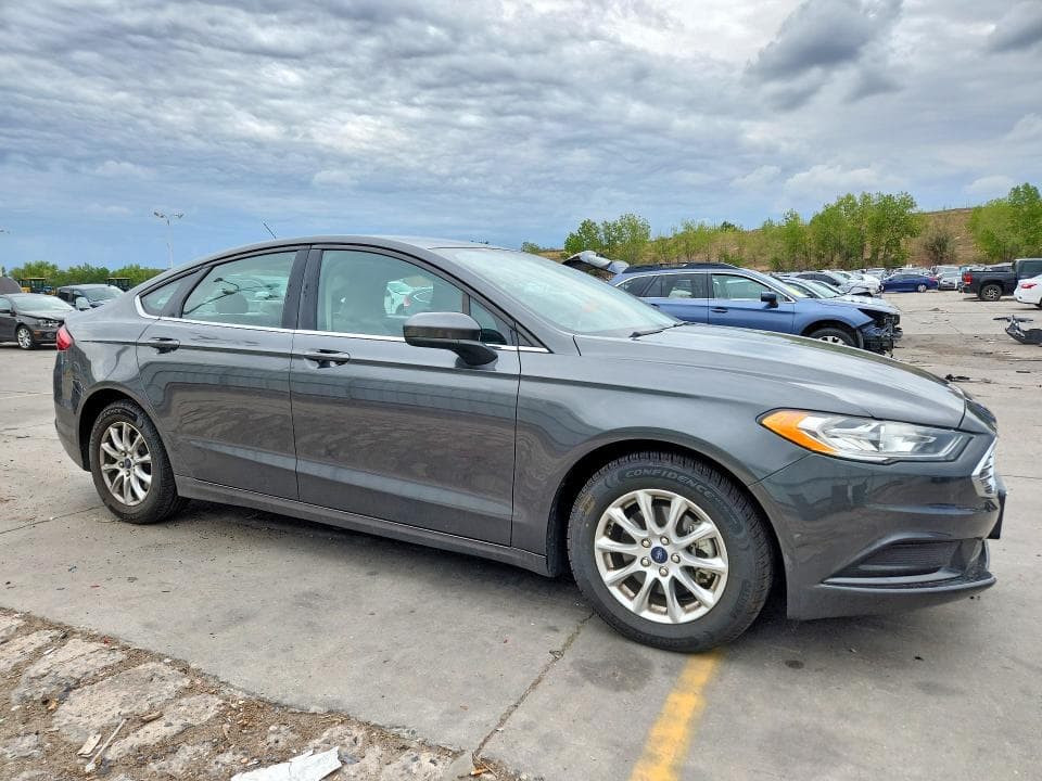 2018 FORD FUSION S 4