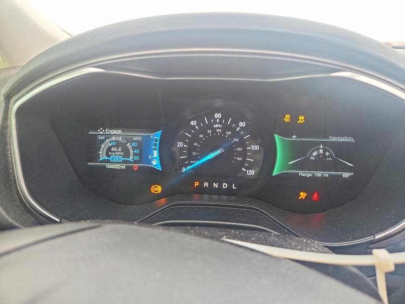 2020 FORD FUSION SE 9