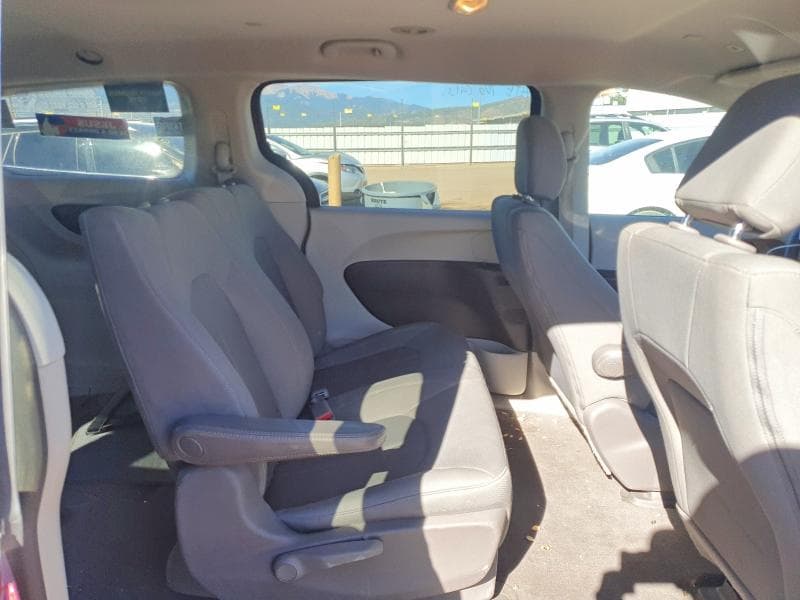 2018 CHRYSLER PACIFICA L 10
