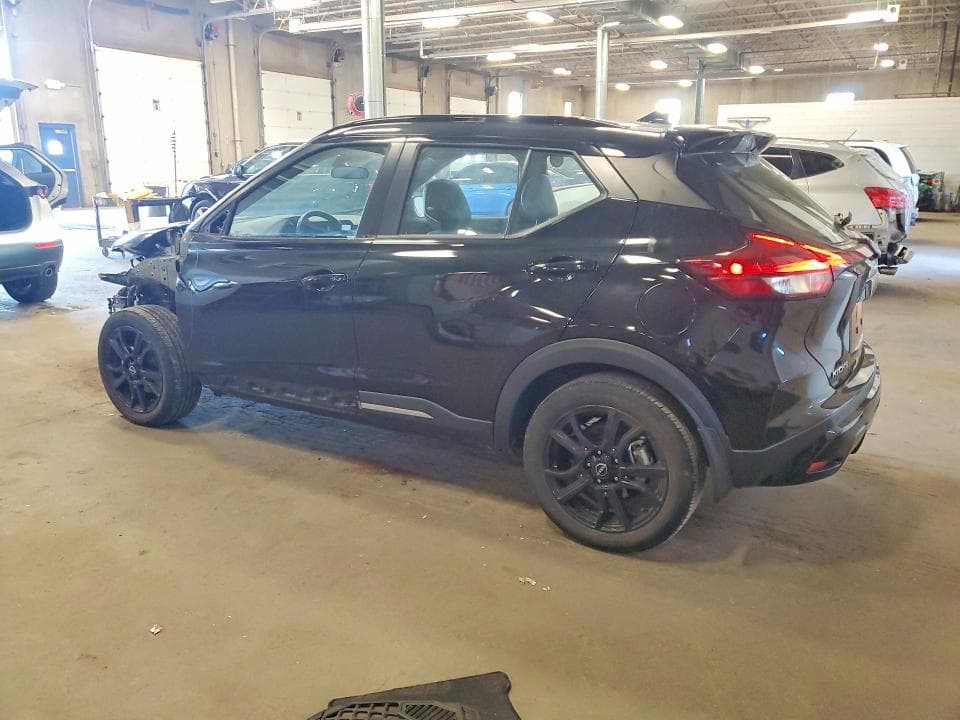2023 NISSAN KICKS SR 2