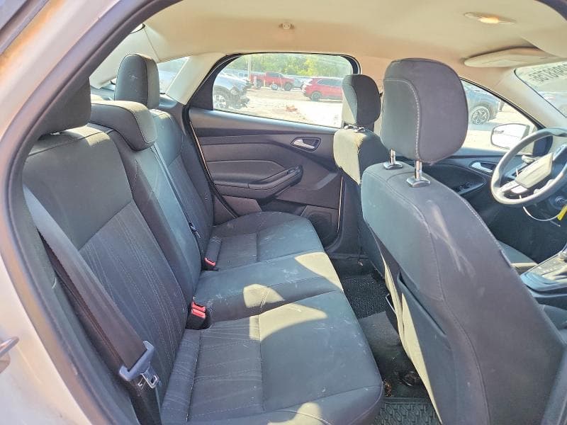 2018 FORD FOCUS SE 10
