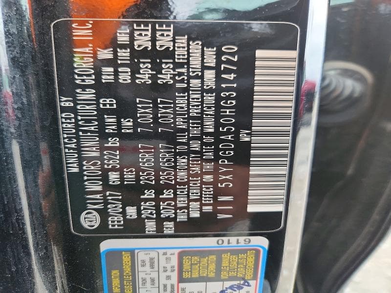 2017 KIA SORENTO LX V6 13