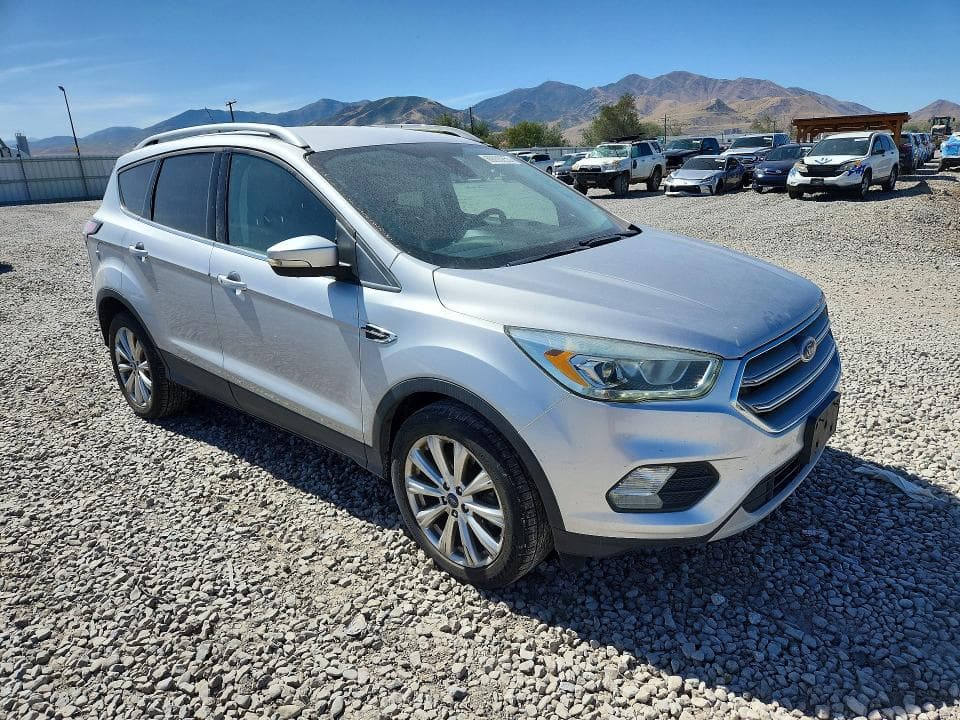 2017 FORD ESCAPE TITANIUM 4