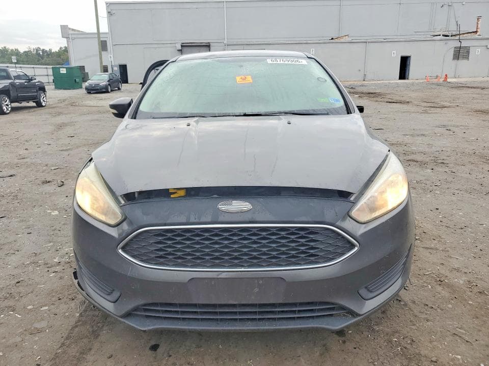 2017 FORD FOCUS SE 5