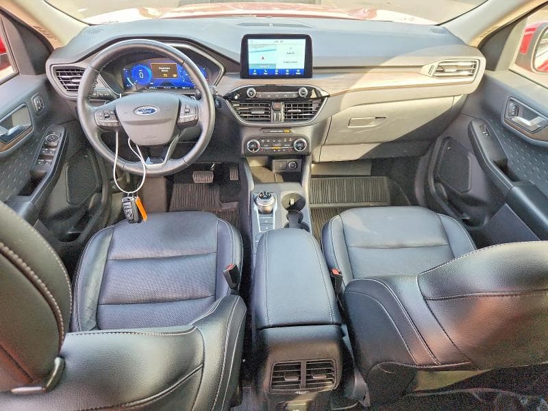 2020 FORD ESCAPE TITANIUM 8
