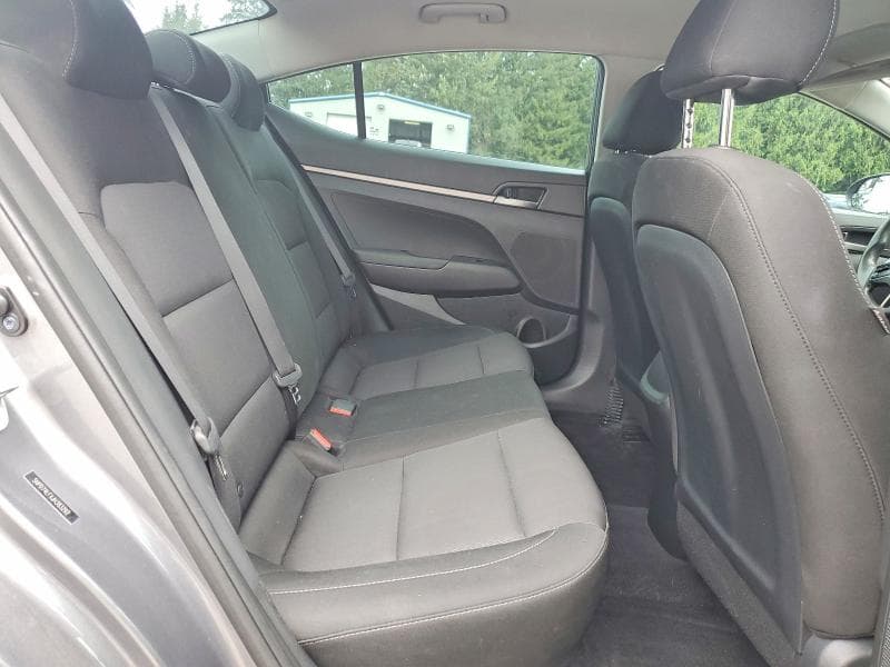 2018 HYUNDAI ELANTRA SE 10
