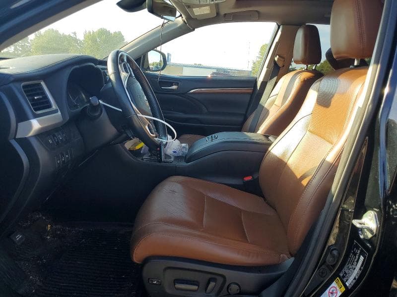 2017 TOYOTA HIGHLANDER LIMITED PLATINUM 7