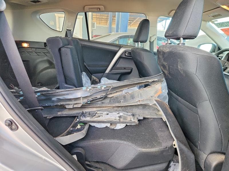 2017 TOYOTA RAV4 LE 11