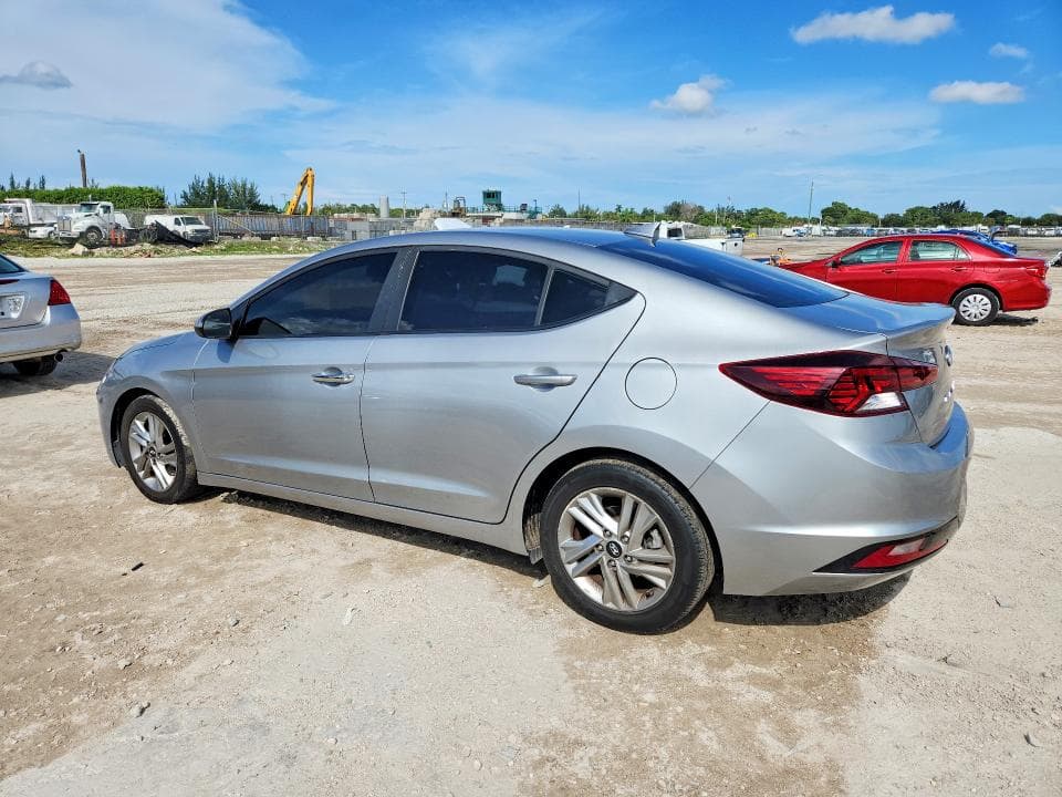 2020 HYUNDAI ELANTRA SEL 2