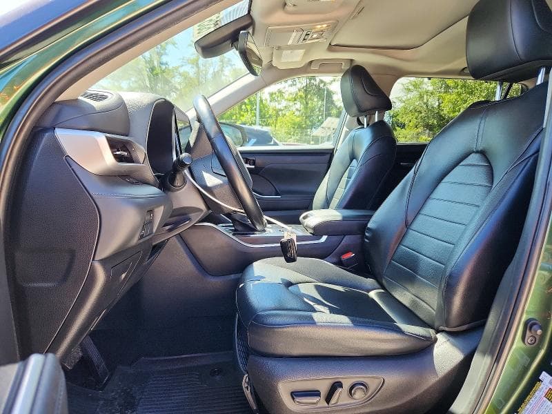 2023 TOYOTA HIGHLANDER XLE 7