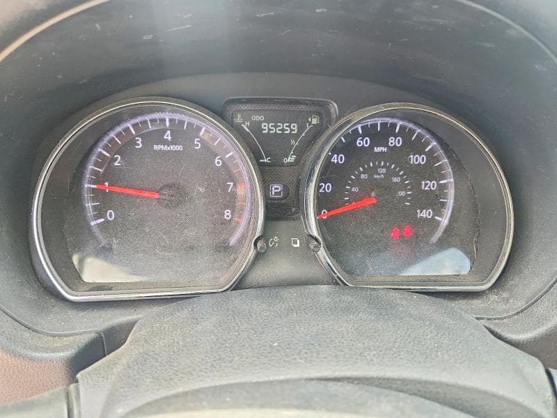 2017 NISSAN VERSA SV 9