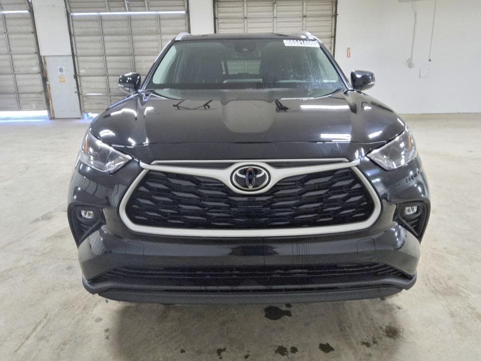 2026 TOYOTA HIGHLANDER HYBRID XLE 5