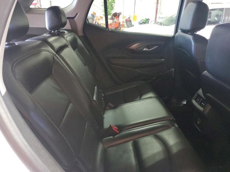 2023 GMC TERRAIN SLT 11