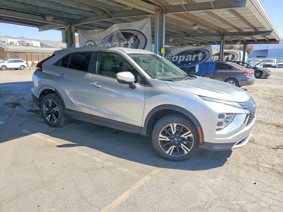 2026 MITSUBISHI ECLIPSE CROSS SE 4
