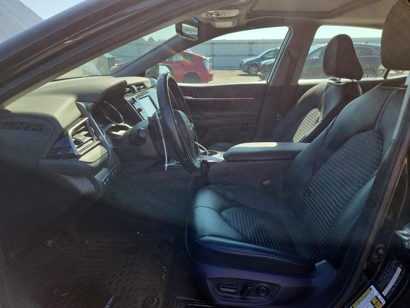 2020 TOYOTA CAMRY SE 7