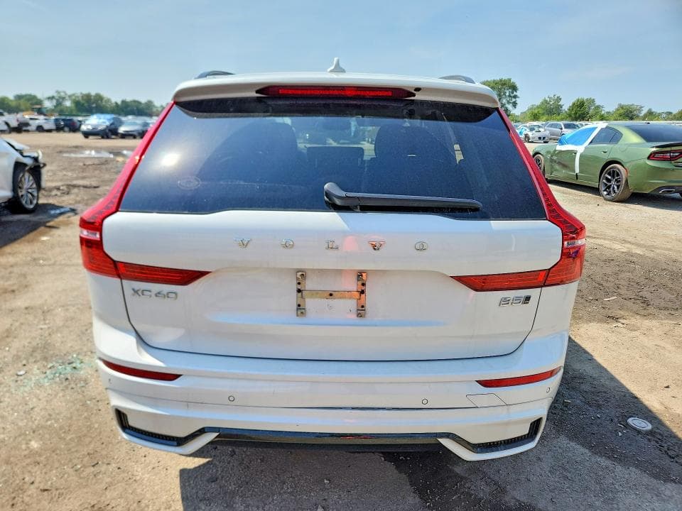 2025 VOLVO XC60 CORE 6