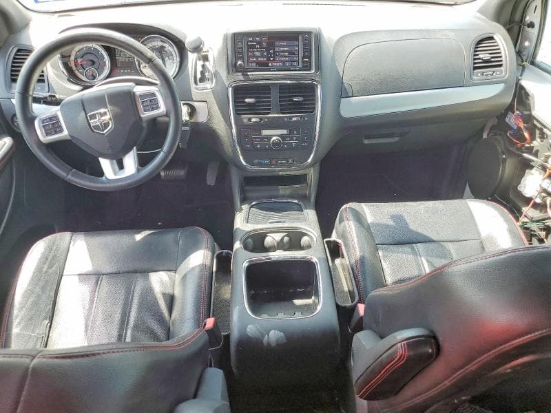 2017 DODGE GRAND CARAVAN GT 8