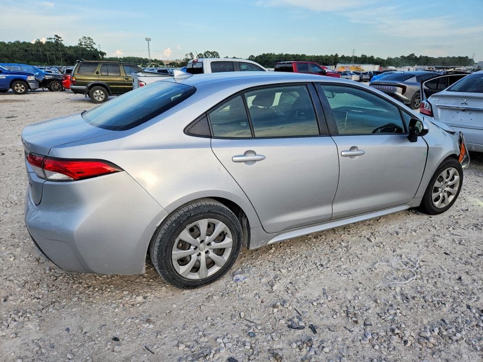 2021 TOYOTA COROLLA LE 3