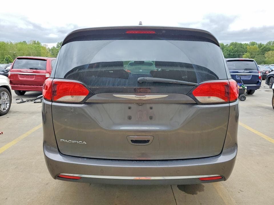 2017 CHRYSLER PACIFICA TOURING L 6