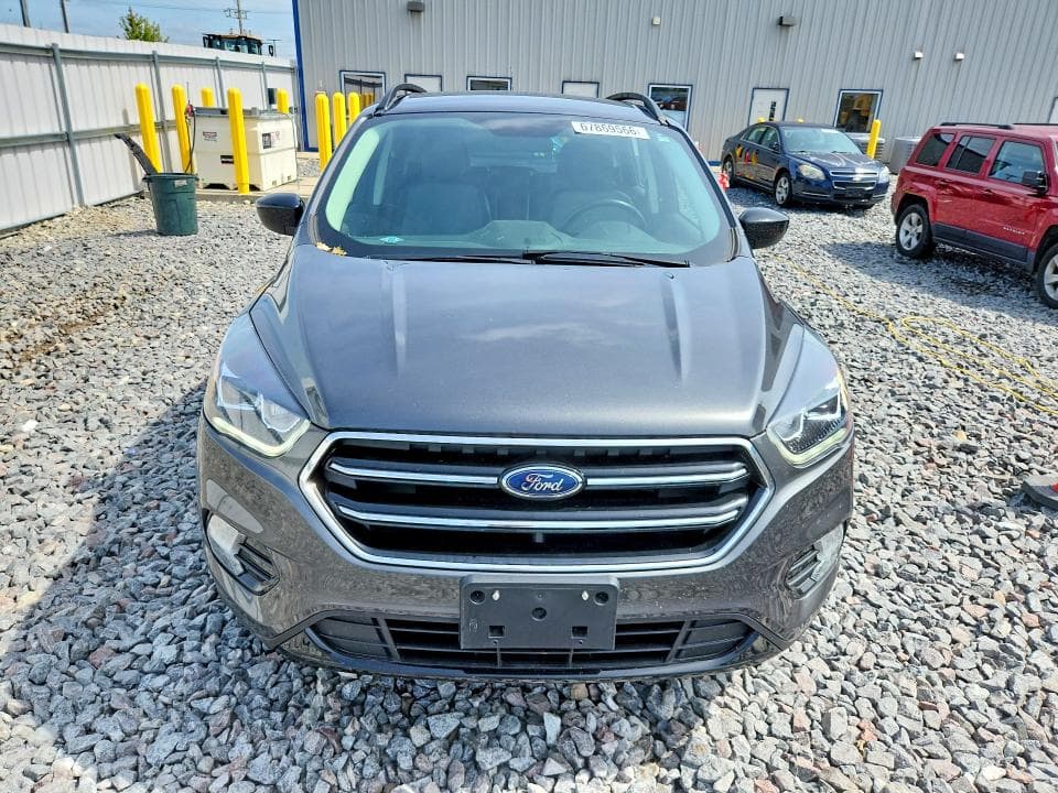 2018 FORD ESCAPE SE 5