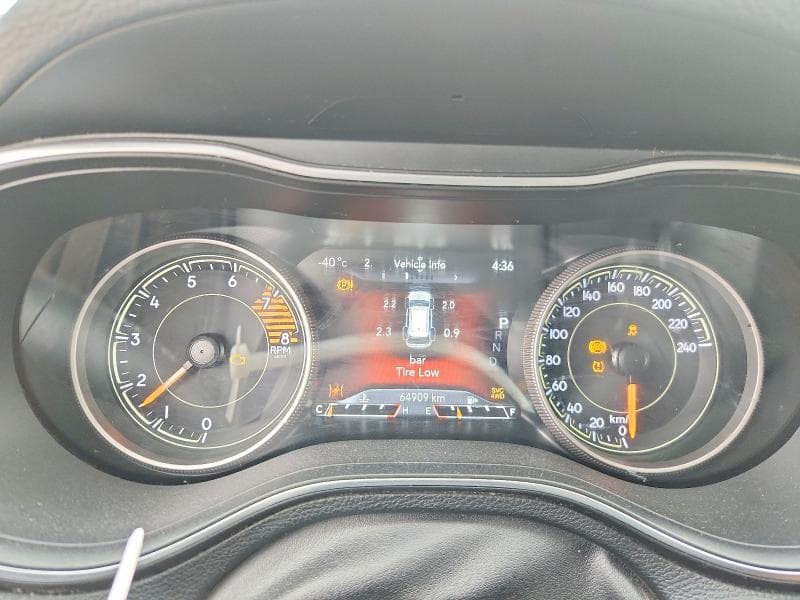 2019 JEEP CHEROKEE LIMITED 9