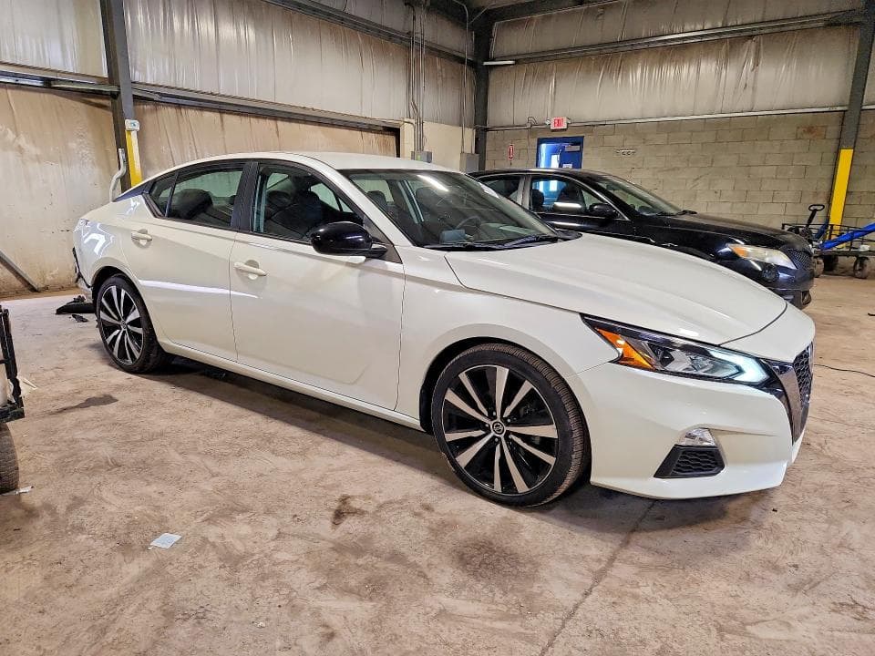 2019 NISSAN ALTIMA SR 4