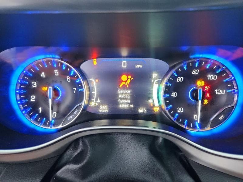 2023 CHRYSLER PACIFICA LIMITED 9