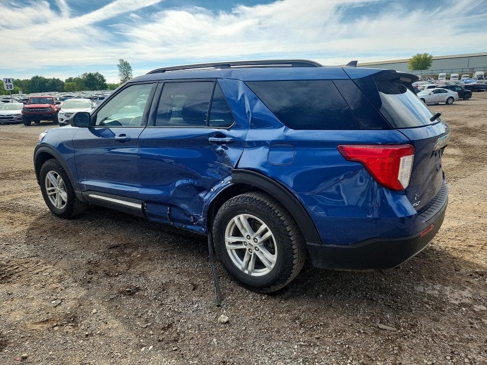 2021 FORD EXPLORER XLT 2