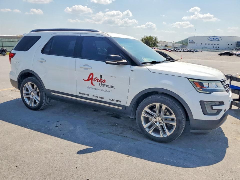 2017 FORD EXPLORER XLT 4