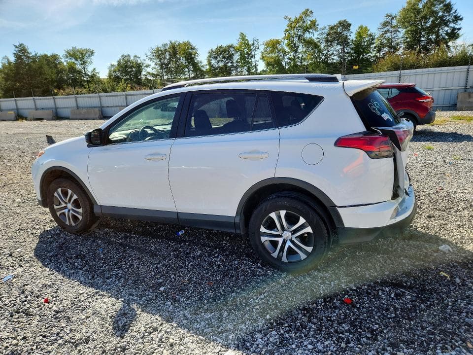 2017 TOYOTA RAV4 LE 2