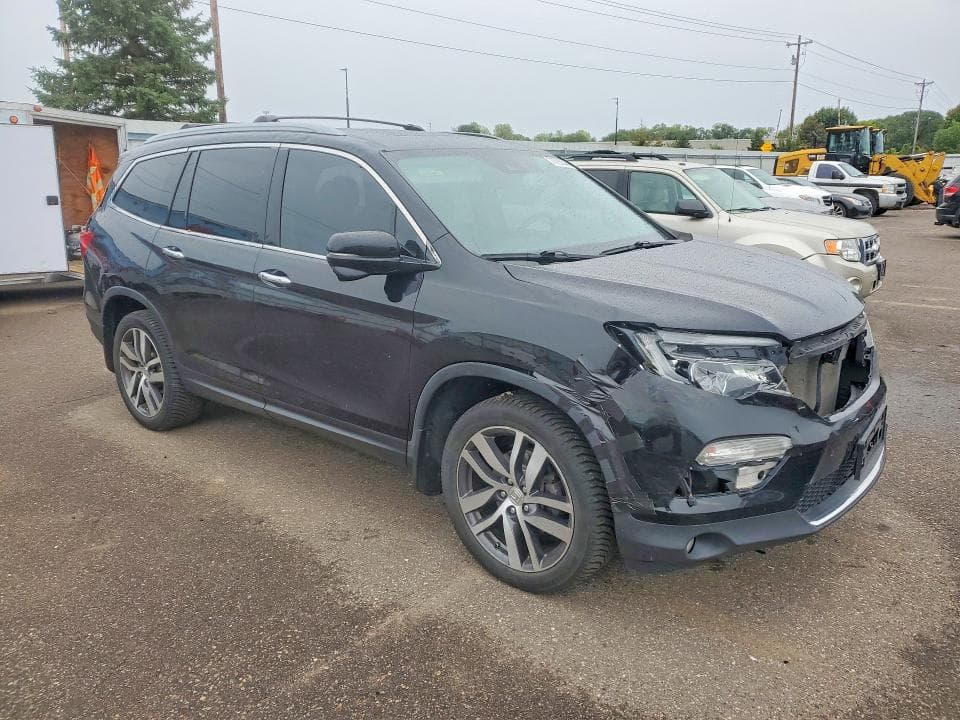 2017 HONDA PILOT TOURING 4