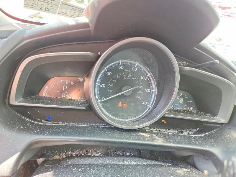 2019 TOYOTA YARIS L 9