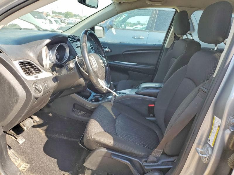 2019 DODGE JOURNEY SE 7