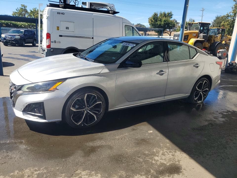 2024 NISSAN ALTIMA SR - 1