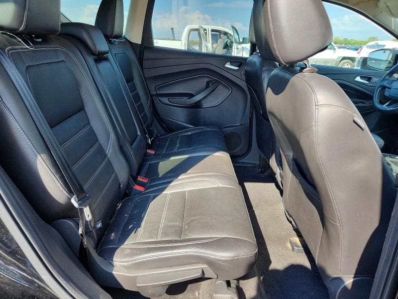 2017 FORD ESCAPE SE 11