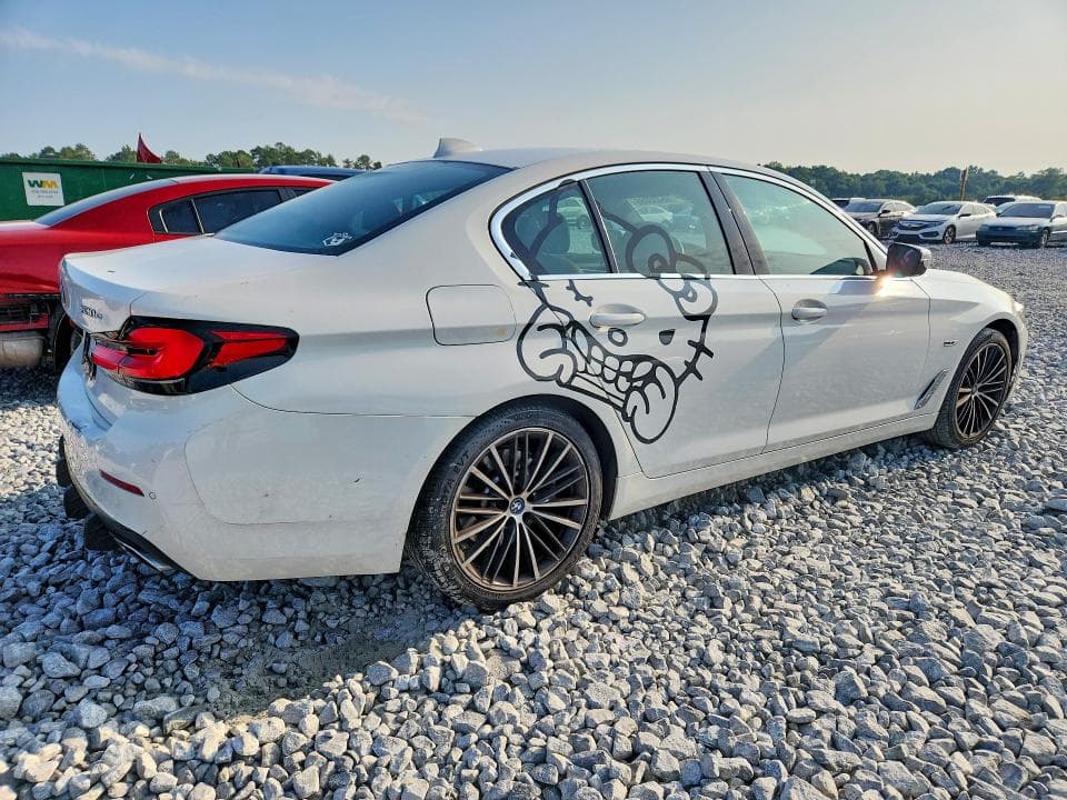 2023 BMW 530E 3