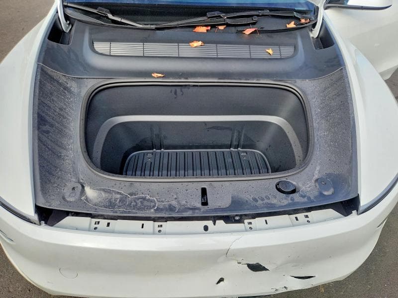 2026 TESLA MODEL Y 11