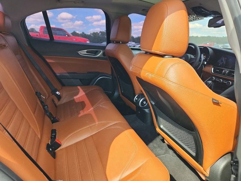 2019 ALFA ROMEO GIULIA TI 10