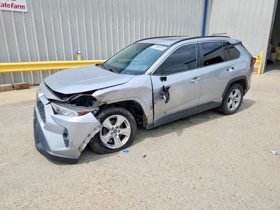 2019 TOYOTA RAV4 XLE - 1