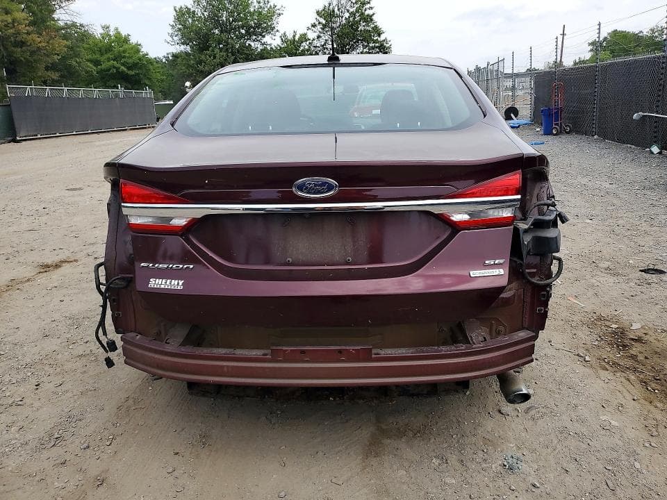 2017 FORD FUSION SE 6