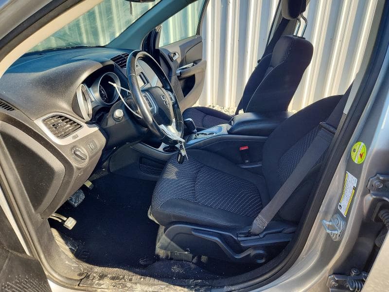 2020 DODGE JOURNEY SE 7