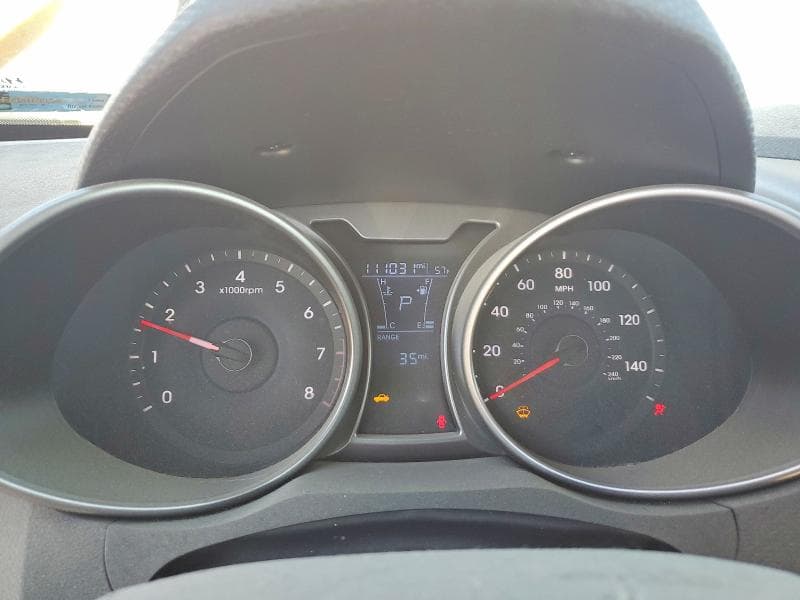 2017 HYUNDAI VELOSTER VALUE EDITION 9