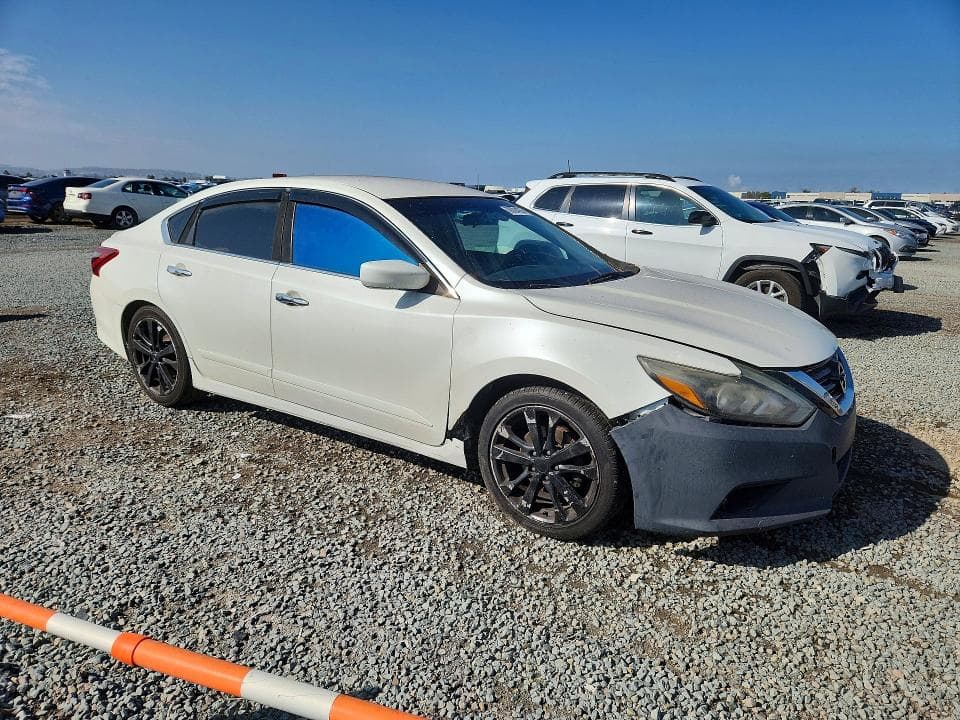2017 NISSAN ALTIMA 2.5 SR 4