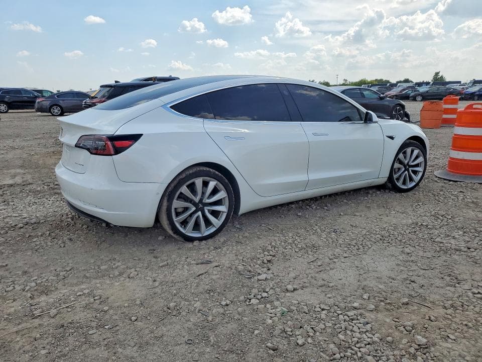 2020 TESLA MODEL 3 3